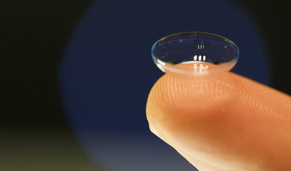 Speciale contactlenzen zorgen ervoor dat bijziendheid bij kinderen minder snel toeneemt. (Archief) (beeld anp / Lex van Lieshout)
