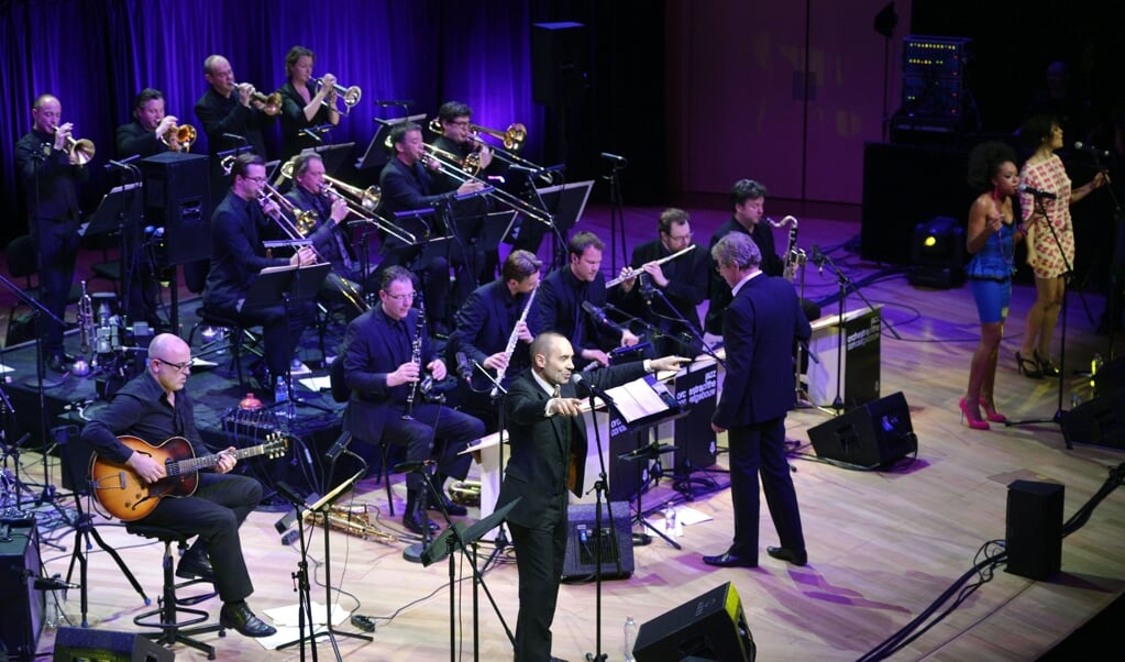 De verdeling van de subsidies doet voor sommige theater- en muziekgezelschappen de deur dicht, voor andere geeft het extra geld juist weer perspectief. (beeld epa / Laszlo Beliczay)