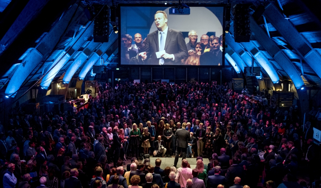 Het CDA is niet langer de grootste ledenpartij. Op de foto: CDA-voorman Pieter Heerma tijdens het CDA-congres in november. (beeld anp / Koen van Weel)
