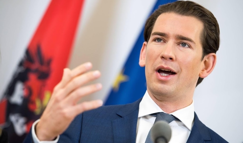 2019-11-15 10:55:46 epa07998687 Leader of Austrian People's Party (OeVP) Sebastian Kurz addresses the media before coalition negotiations with leader of the Austrian Green Party Werner Kogler for a new Austrian government at the Winter Palace of Prince Eu ( beeld anp)