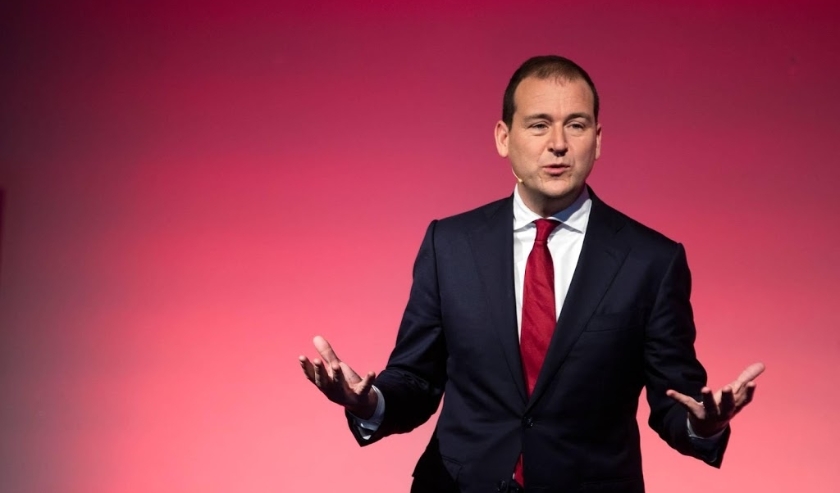 2019-11-16 15:45:12 EINDHOVEN - Partijleider Lodewijk Asscher tijdens de allereerste Toekomstlab, voorheen de Politieke Ledenraad, van de PvdA. Tijdens het lab werkt de partij aan haar politieke toekomstplannen onder het project 'Zeker zijn van een eerlij ( beeld anp)