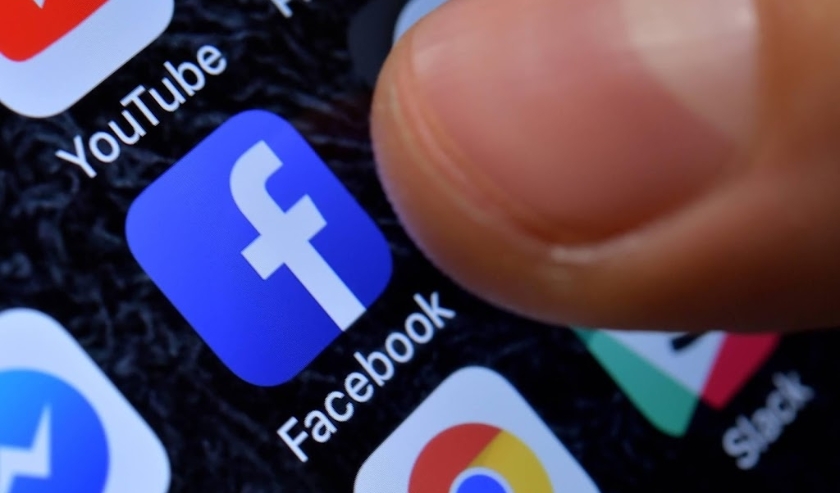 2017-11-08 22:00:13 epa06911784 A close-up image showing the Facebook app on an iPhone in Kaarst, Germany, 08 November 2017 (reissued 26 July 2018). According to reports on 26 July 2018 Facebook shares suffered losses of almost 150 billion USD after it re ( beeld anp)