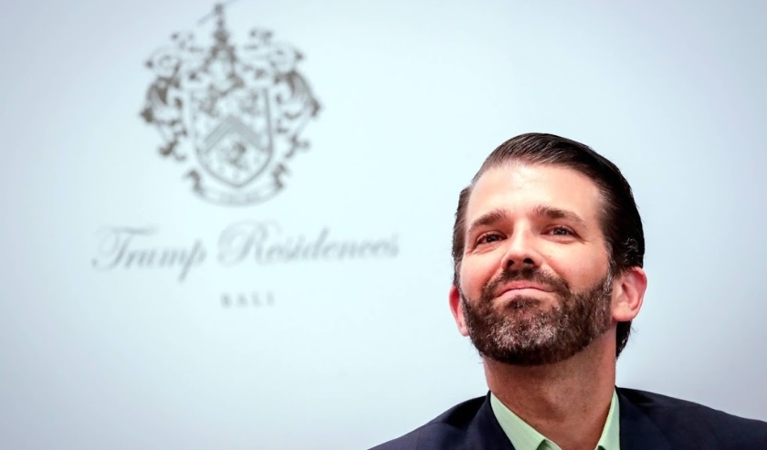 2019-08-13 11:30:45 epaselect epa07770620 Donald Trump Jr., US President Donald J. Trump's oldest son, smiles during a press conference following the pre-launching of Trump Residences Indonesia in Jakarta, Indonesia, 13 August 2019. Indonesian property co ( beeld anp)