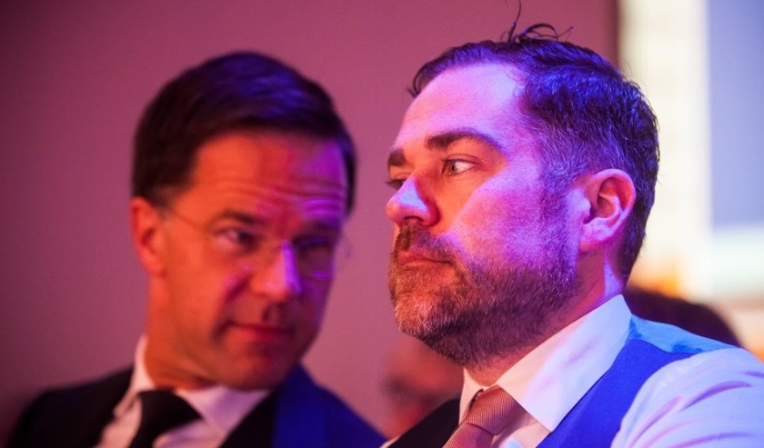 2018-05-26 10:20:37 ARNHEM - Premier Mark Rutte en VVD fractievoorzitter Klaas Dijkhoff tijdens de tweede dag van het voorjaarscongres van de VVD op congreslocatie Papendal. ANP ALEXANDER SCHIPPERS ( beeld anp)