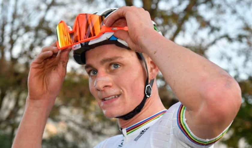 2019-11-10 14:38:08 SILVELLE - Mathieu van der Poel is voor de derde keer op rij Europees kampioen veldrijden. ANP SOENAR CHAMID ( beeld anp)