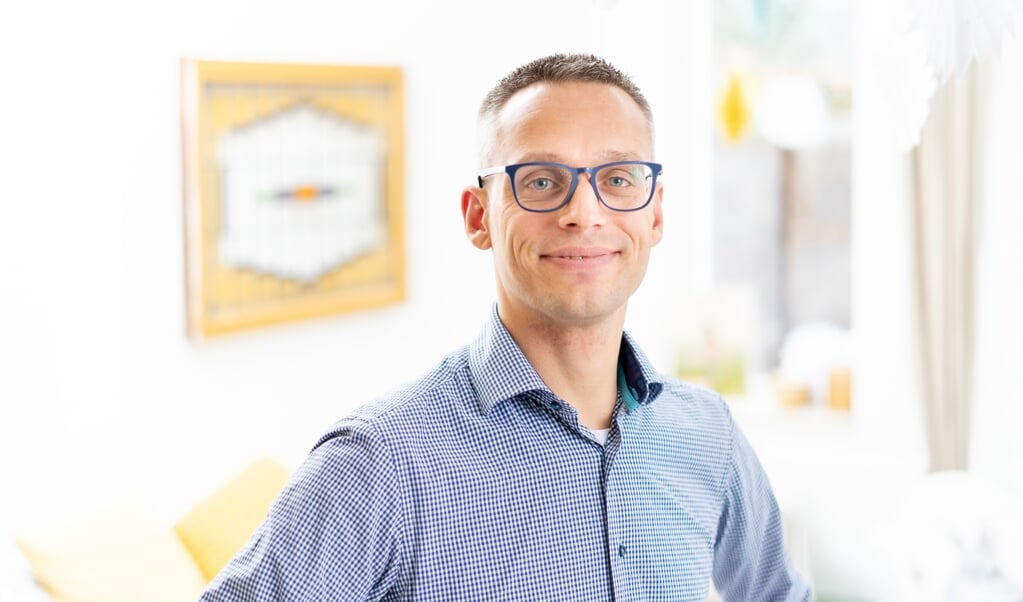 Corstian van Westen: 'Toen we vertrokken hadden we geen andere kerk op het oog. Dan hadden we God nog de schuld kunnen geven en zeggen dat we het idee hadden dat Hij ons riep.' ( beeld Niek Stam)