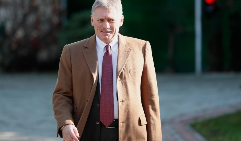 2019-12-04 12:59:06 epa08043502 Kremlin spokesman Dmitry Peskov arrives for a meeting of Russian President Vladimir Putin and his Serbian counterpart Aleksandar Vucic in the Black sea resort of Sochi, Russia, 04 December 2019. EPA/SHAMIL ZHUMATOV / POOL ( beeld anp)