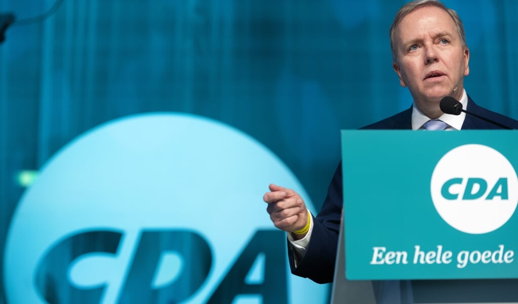 Partijvoorzitter Rutger Ploum tijdens het verkiezingscongres van het CDA in de Kromhouthal, in aanloop naar de Provinciale Statenverkiezingen. (beeld anp / Evert Elzinga)