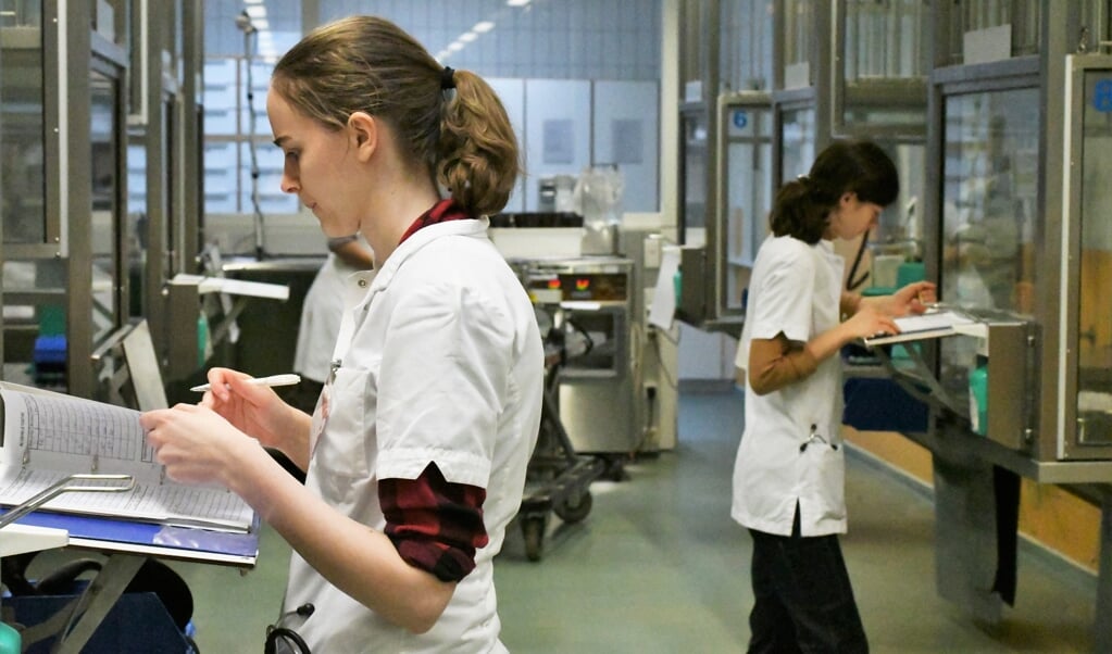 De intensive care afdeling van de kliniek voor gezelschapsdieren van de Universiteit Utrecht (archieffoto). (beeld Theo Haerkens)