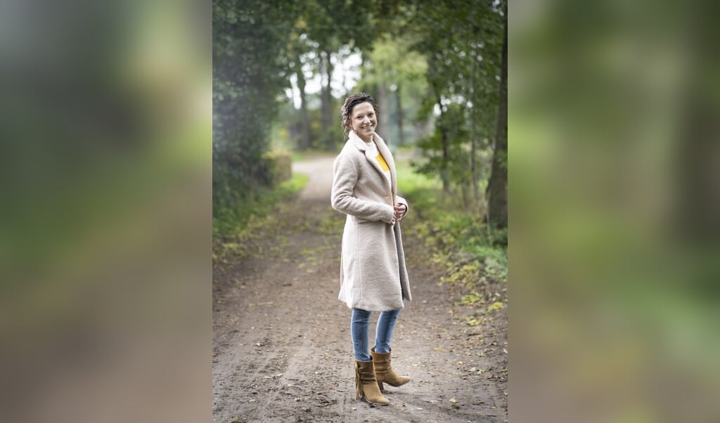 <p>Dirjanne van Drongelen: 'Gods woord is leidend voor mijn leven, maar ik heb ook veel vragen.'</p> (beeld Niek Stam)