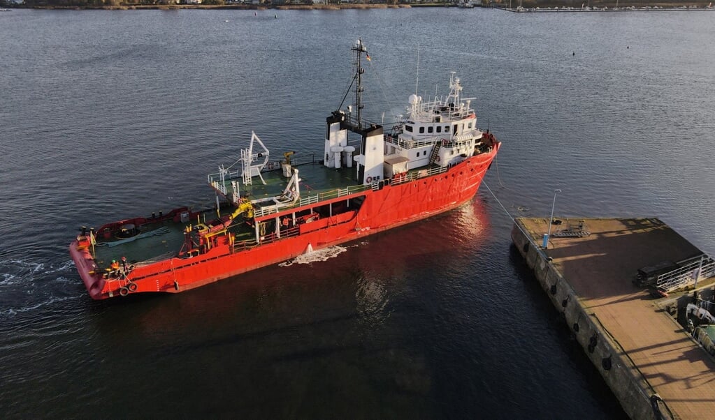 Onderzoeksschip ‘Poseidon’ gaat binnenkort als reddingsschip ‘Sea-Eye 4’ naar de Middellandse Zee. (beeld Maik Lüdemann)