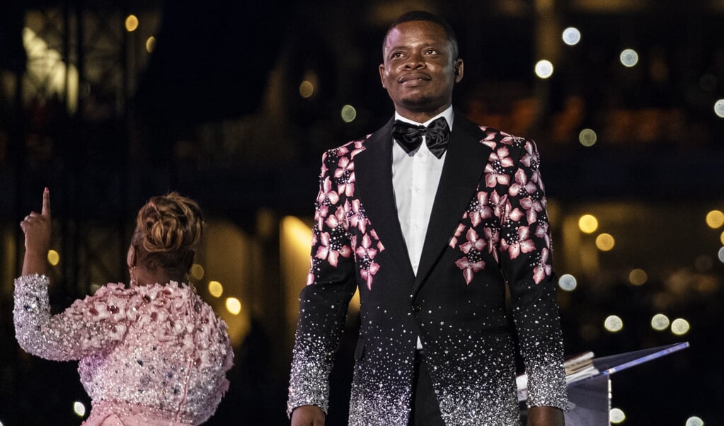 Bushiri en zijn vrouw zouden door een bende in gesloten auto's naar Malawi zijn gesmokkeld. (beeld afp / Wikus de Wet)