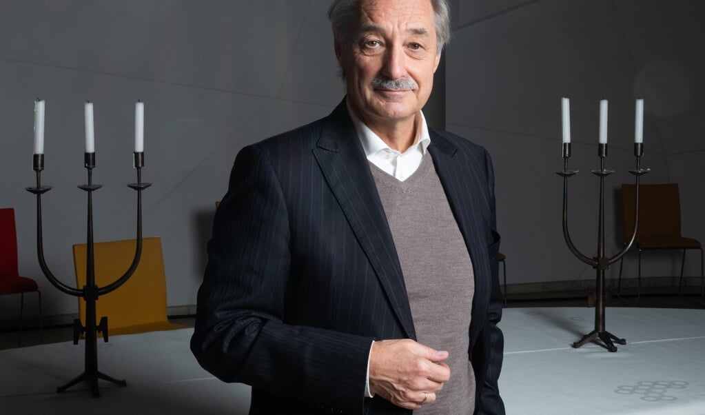 Dominee Dick Couvée neemt op vrijdag 13 november afscheid van de Pauluskerk in Rotterdam. (beeld Joost Hoving)