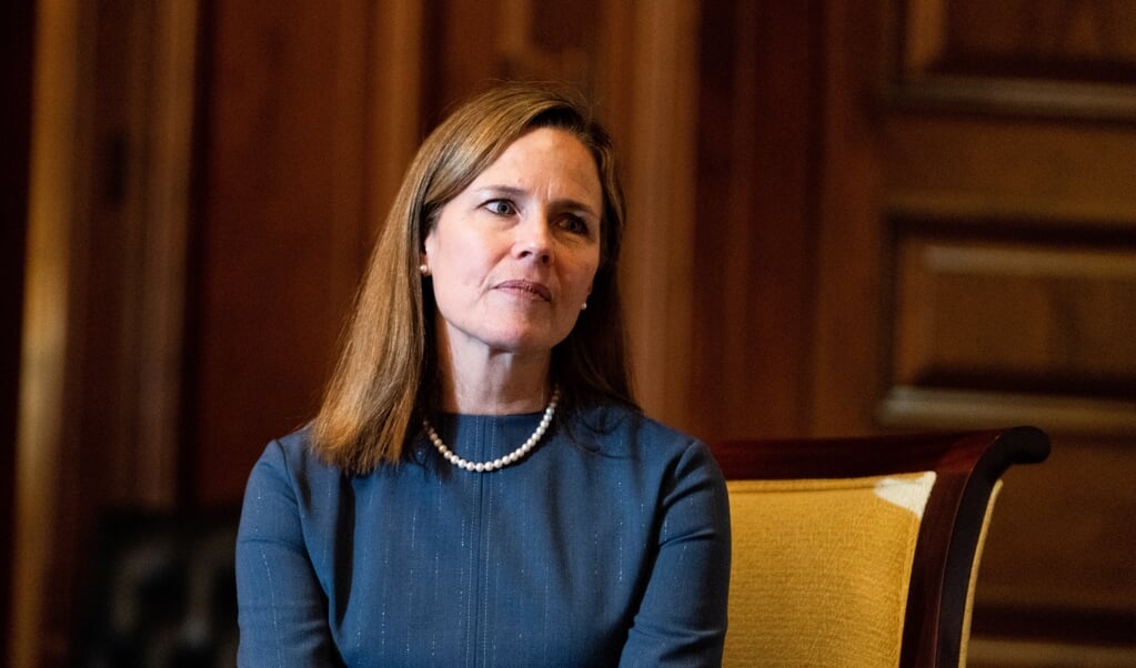Amy Coney Barret is sinds oktober rechter in het Amerikaanse hooggerechtshof. (beeld Epa/anna Moneymaker / Pool)