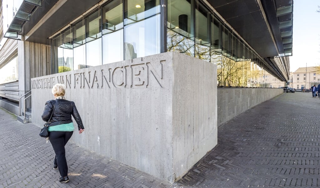 Het zou onheus zijn om professionals en organisaties als een ministerie kwade bedoelingen of een lage ethische standaard toe te schrijven. (beeld anp / Xtra lex van Lieshout)