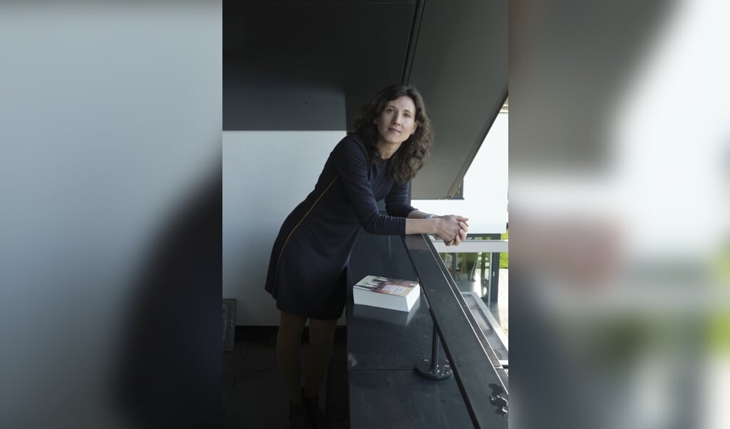 Bijbelwetenschapper Anne-Mareike Schol: 'Het gaat bijbellezers tegenwoordig vooral om hun relatie met God.' (beeld Dick Vos)