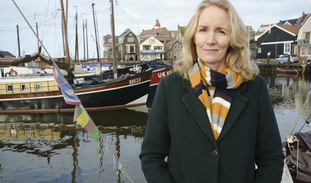 <p>Onder de vijf boeken die meedingen naar de Libris Geschiedenis Prijs 2020 is het Zuiderzeeboek van Eva Vriend.</p> (beeld Dick Vos)