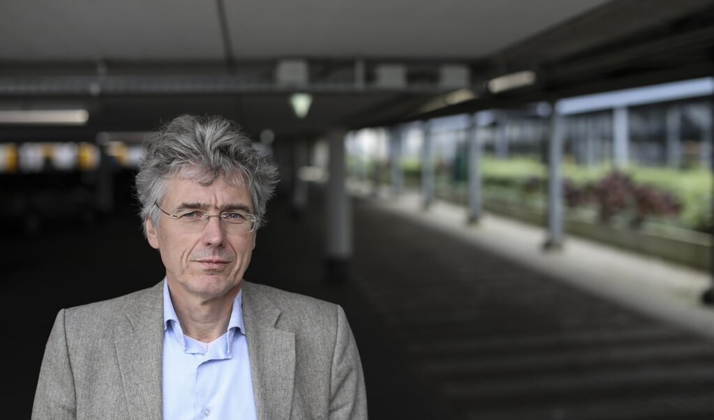 EU-deskundige Adriaan Schout: 'Italië, Spanje en Portugal hebben nog steeds een veel te hoge staatsschuld.' (beeld Duncan de Fey)