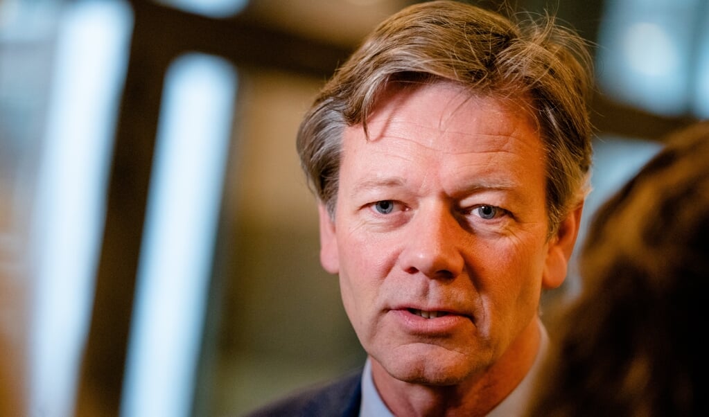 Christenunie-Kamerlid Joël Voordewind overwoog in 2017 op te stappen, omdat het niet lukte een ruimer kinderpardon af te spreken. In 2019 kwam dat er alsnog. 'Daarvoor is lang gebeden. Ook in de politiek is gebed een krachtig instrument.' (beeld anp / Bart Maat)