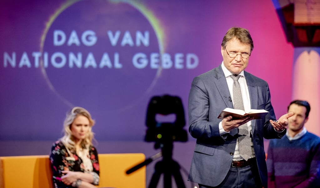 Volgens PKN-scriba René de Reuver zullen kerkgangers hun fysieke gemeenschap straks in kleine groepen moeten gaan vinden in plaats van in de zondagse kerkdienst met alle leden. 'Drink koffie met elkaar in de huiskamer na de dienst.' (beeld anp / Sem van der Wal)