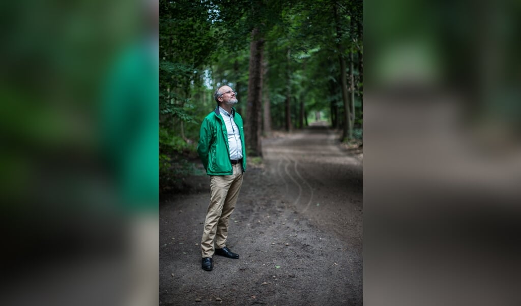 Evert Jan Ouweneel: 'Ik vertel een literaire kroniek. Wat jij ermee doet, is aan jou.' (beeld Ron Beenen)