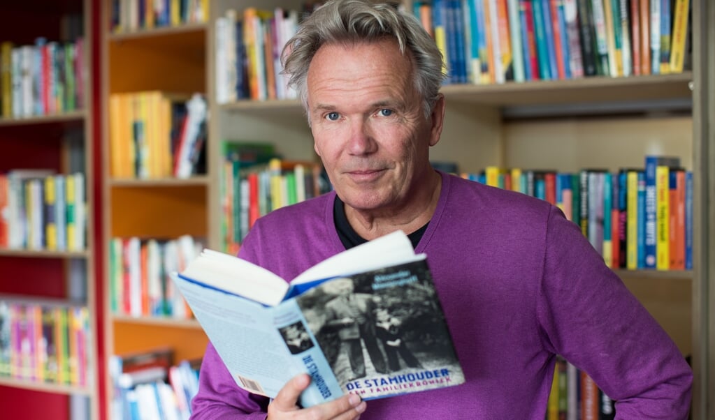 Tom Egbers: 'Ja, zo’n boek wil ik ook wel schrijven. Maar een mens moet zijn beperkingen kennen.' (beeld Ron Beenen)