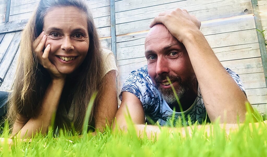 Henk en Anneke Doest produceerden een hoorspel op basis van Bijbelverhalen voor kinderen. (beeld Micha Doest)