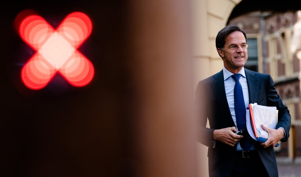 <p>Premier Rutte voorafgaand aan de tweede dag van de Algemene Politieke Beschouwingen.</p> (beeld anp / Bart Maat)