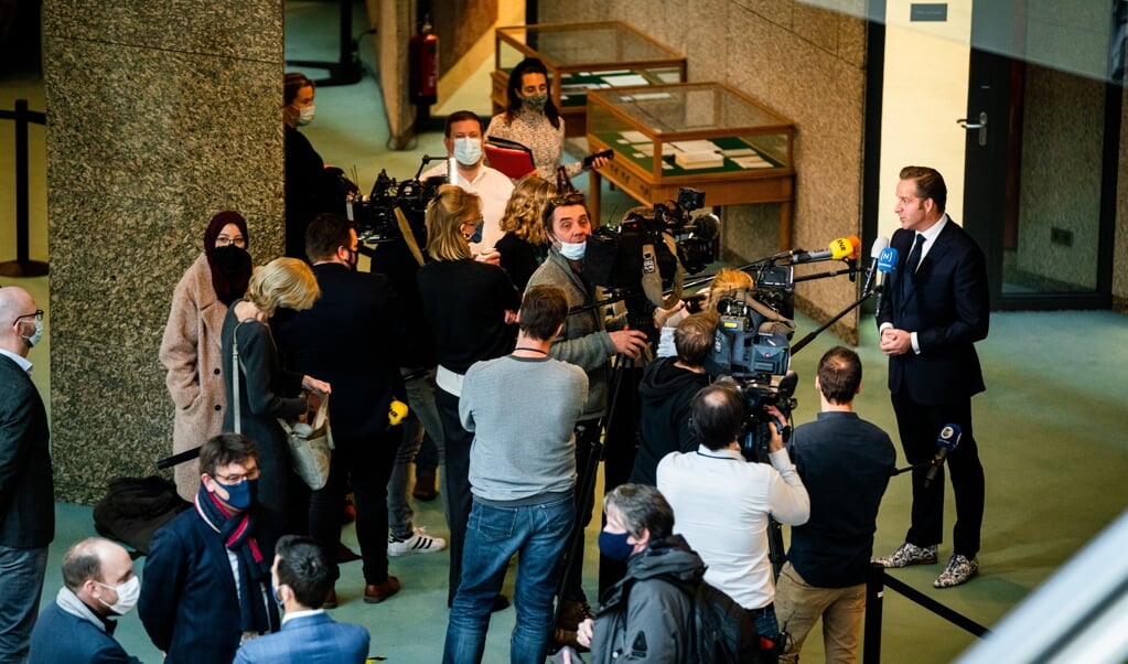 2021-01-26 14:50:31 DEN HAAG - Minister Hugo de Jonge van Volksgezondheid, Welzijn en Sport (CDA) tijdens het wekelijks vragenuur in de Tweede Kamer. ANP BART MAAT (beeld anp / Bart Maat)