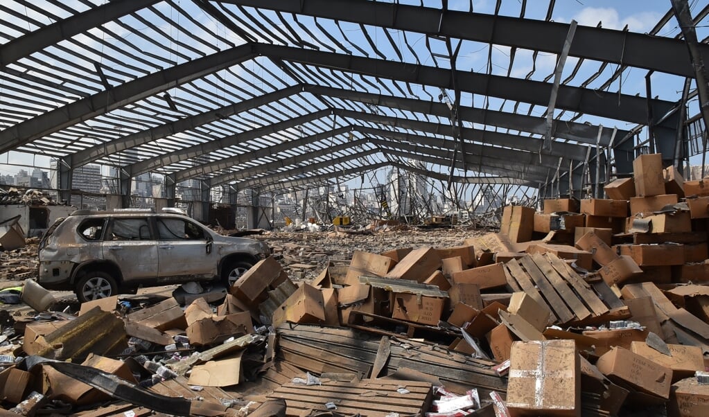 Ravage in de haven in Beiroet na de explosie van een loods vol ammoniumnitraat in augustus 2020. (beeld anp / Fadel Itani)