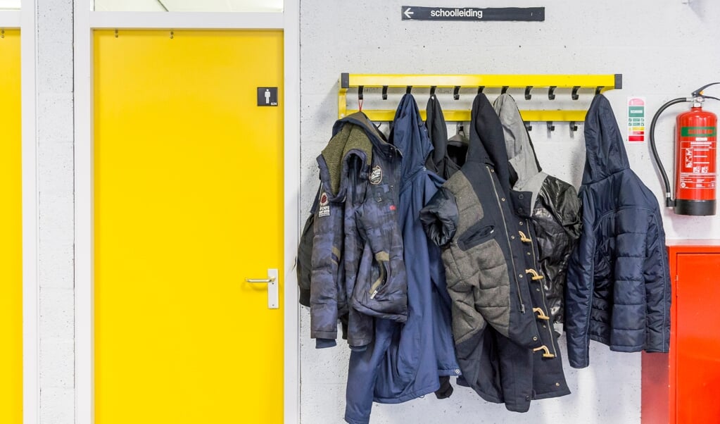 Investeer in klassenverkleining en niet alleen maar in hulpprogramma’s met de eventuele bijbehorende toets en meetinstrumenten. (beeld Lex van Lieshout)