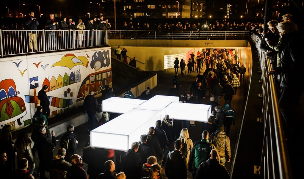 Het kruis is ook symbool van de horizontale en verticale boodschap van The Passion, zegt KRO-NCRV. (beeld anp / Remko de Waal)