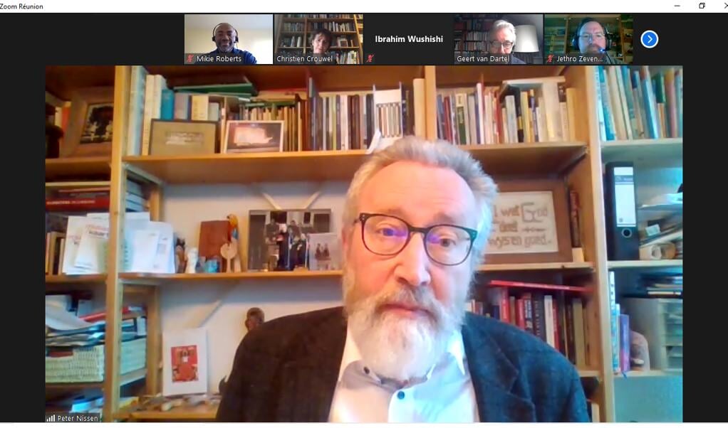 Screenshot van de weekopening van de Wereldraad van Kerken. Prof. dr. Peter Nissen verzorgt de overweging bij een gedeelte uit het Marcusevangelie. (beeld nd)