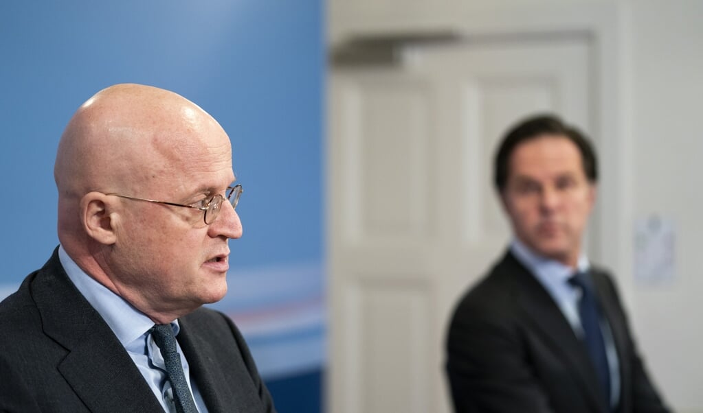 We moeten niet te snel denken dat het funest is voor de geloofwaardigheid van de wetgever of het vertrouwen in de rechtspraak als een rechter het kabinet terechtwijst, zoals in de kwestie rond de avondklok. (beeld anp / Bart Maat)