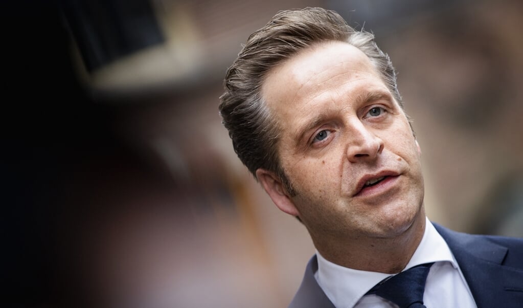 Hugo de Jonge, demissionair minister van Volksgezondheid, laat de reactie op de evaluatie van de Embryowet over aan een nieuw kabinet. (beeld anp / sem van der wal)