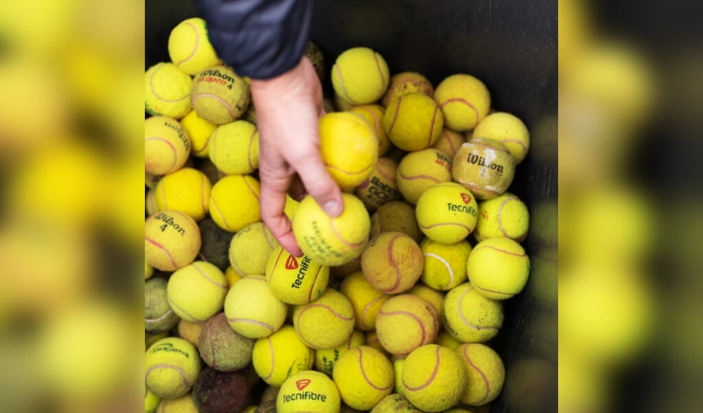 De Onderneming Renawaball Amsterdam tennisbaan Vondelpark directeur Hélène Hoogenboom 25 februari 2021 (beeld Sabine van Wechem)