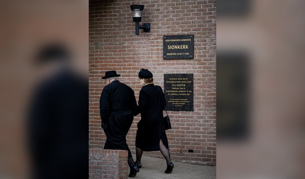 Reformatorischen zijn in de loop der jaren niet heel veel veranderd. Het is veeleer de (neo-liberale) samenleving die snel veranderd is op terreinen van religie, seksualiteit, vrijetijdsbesteding, en beleving van ziekte en gezondheid. (beeld anp)