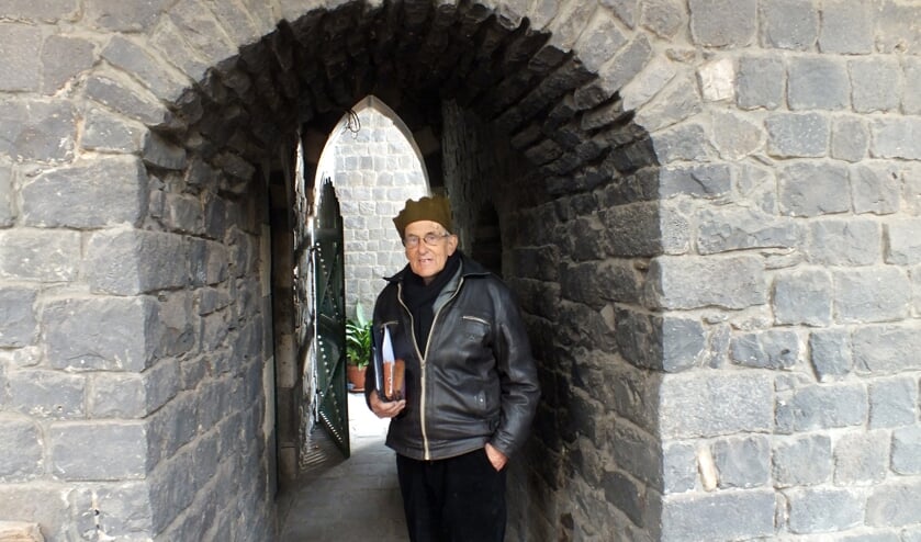 De Nederlandse jezuïet Frans van der Lugt op 2 februari 2014 in Homs (Syrië). (beeld afp / Mohammed abu Hamza)