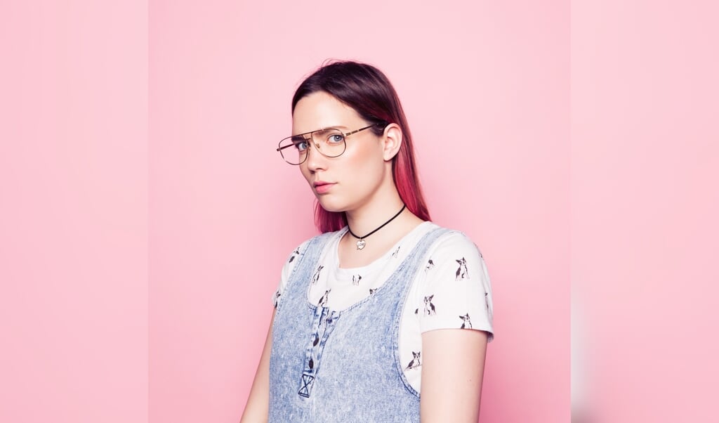 Bianca Toeps: 'Ik vind het juist fijn om ook te vertellen wat wel kan.’ (beeld Bianca Toeps, m.m.v. Charlotte van Beusekom)