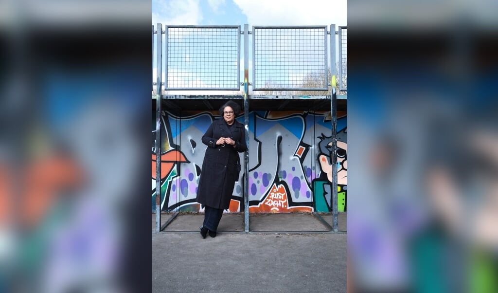 Dagmar Oudshoorn, directeur Amnesty International Nederland: 'Ik kom natuurlijk veel in aanraking met kwaad. Toch geloof ik nog in het goede in de mens. Ik zie veel onrecht, maar kies ervoor om niet boos te zijn. Nou ja, ik probeer dat.' (beeld Dick Vos)