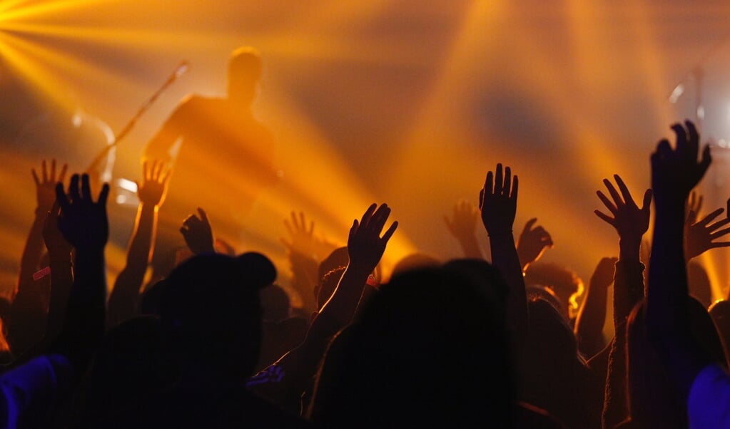 Darnell Barrett kan geen pastor meer zijn bij Hillsong Church in New Jersey. (beeld unsplash / Edward Cisneros)