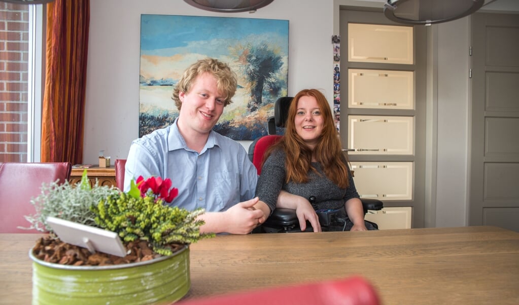 Amber van Ginneken: 'Van mij wordt gevraagd om zelfstandig aan de maatschappij deel te nemen, maar in de praktijk lukt dat bijna niet.’ (beeld nd)