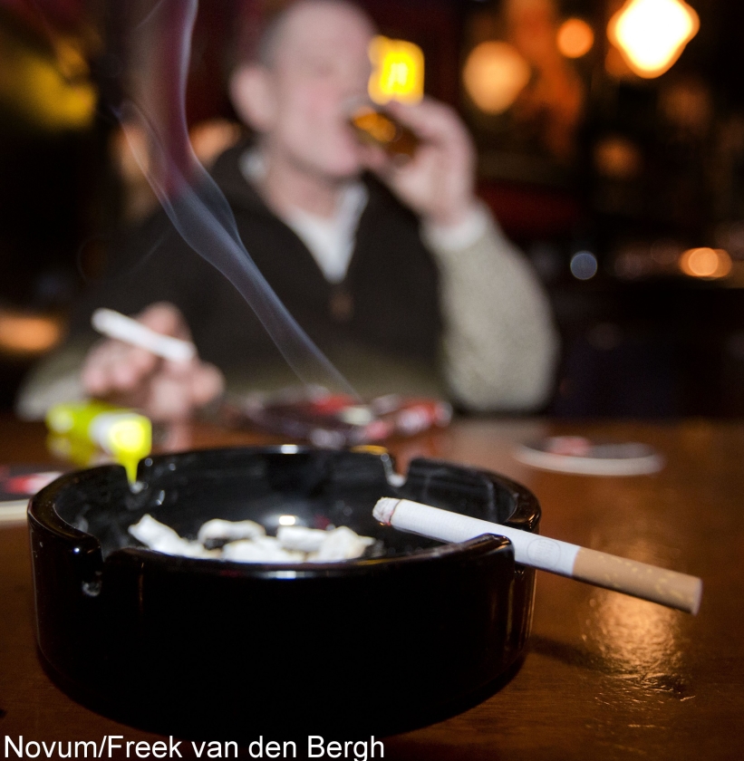 Kleine cafés steeds vaker zonder asbakken