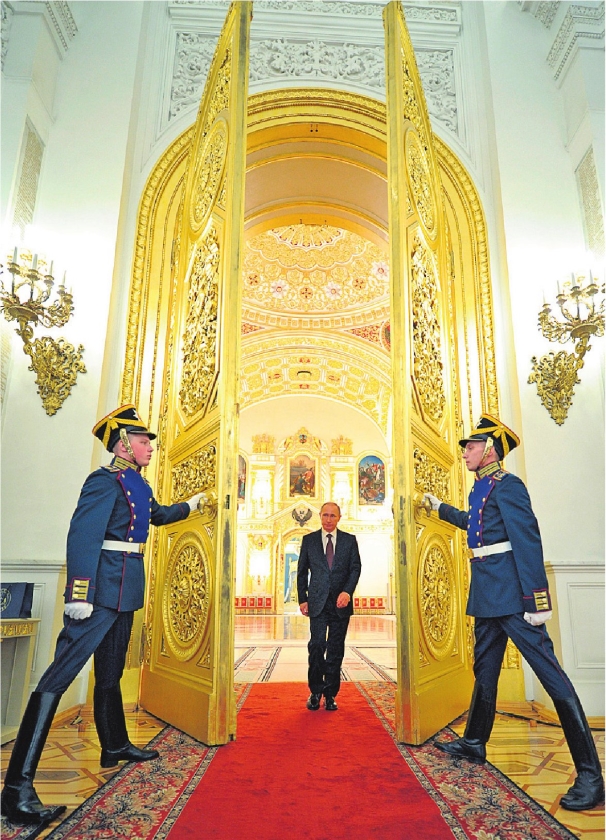 Putin wendt blik naar Azië