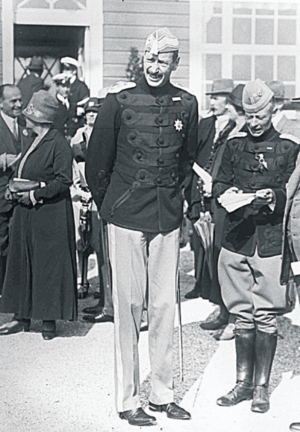 Luns kon De Gaulle in de ogen kijken