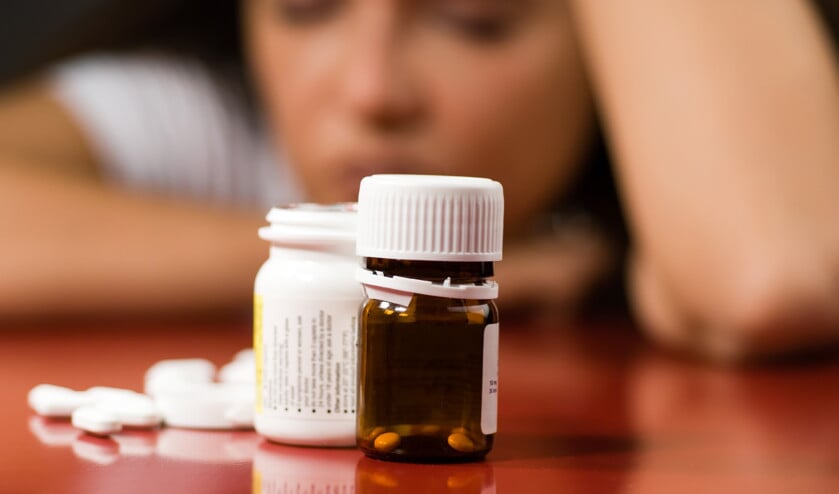 Als artsen antidepressiva voorschrijven, moeten ze de werking daarvan tijdig evalueren. Anders bestaat de kans dat mensen de pillen onnodig lang slikken. (istock)