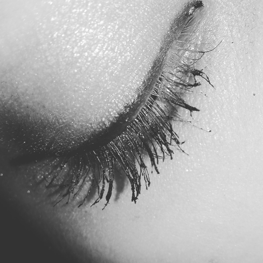 Instagram: een gesloten oog (Sanne Paize)