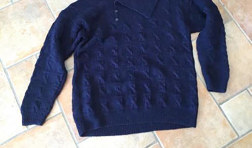 Marktplaats: Een zelfgebreide trui | Nederlands Dagblad Marktplaats nl tweedehands spullen te kopen en Pullover