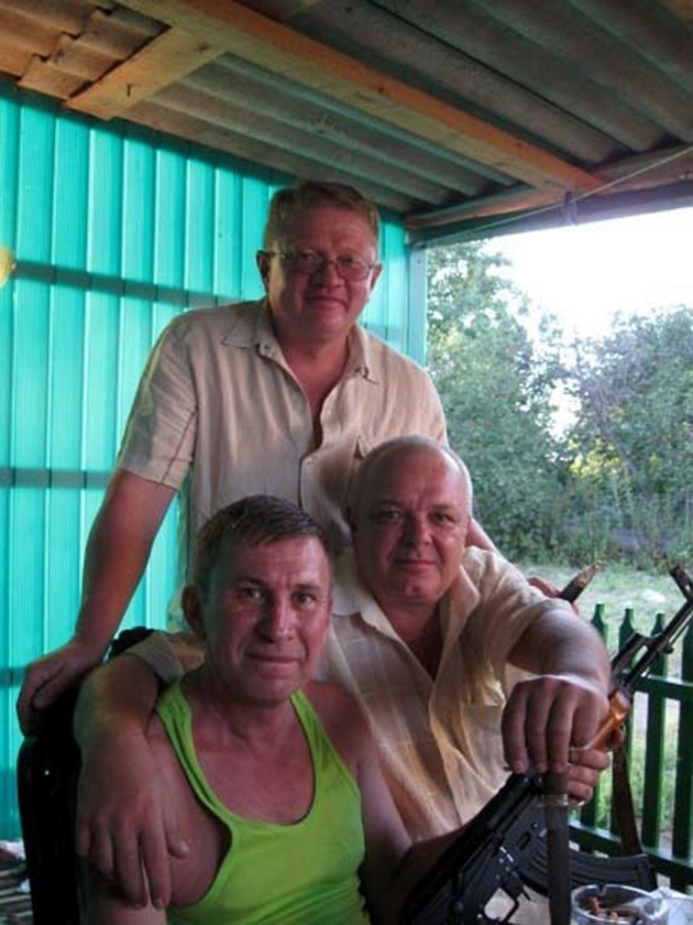 Links vooraan Sergej Doebinski en achteraan Sergej Tioenov. (Novaja Gazeta)