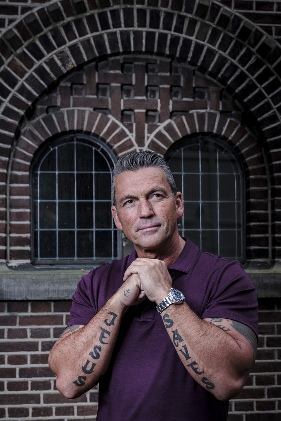 Johan Toet: 'Ik moest leren niet als crimineel te leven' (Joost Hoving)